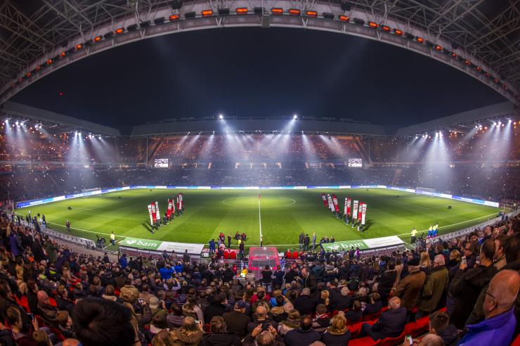 Strålkastare Arena