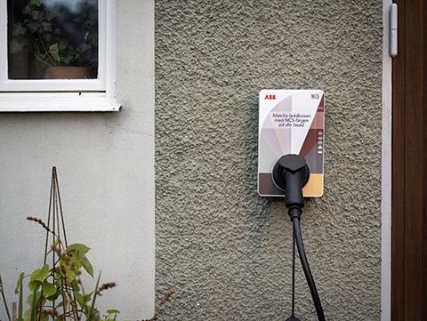 Nu kan du personifiera din laddbox från ABB