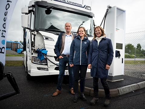 ABB och Börjessons Lastbilar stöttar utbyggnaden av laddinfrastruktur för tunga elfordon