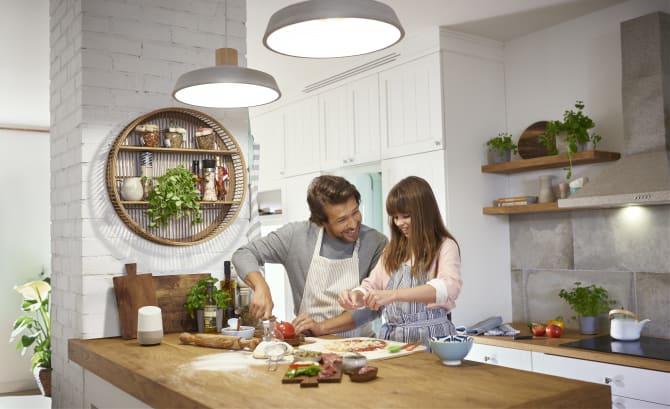 Schneider Electric storsatsar på smarta hem – bekvämlighet, säkerhet och energieffektivitet i fokus med nya Wiser